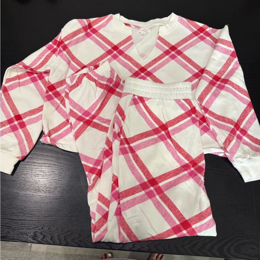 Colsie Pink and White Plaid Lounge set- top and bottom size medium
